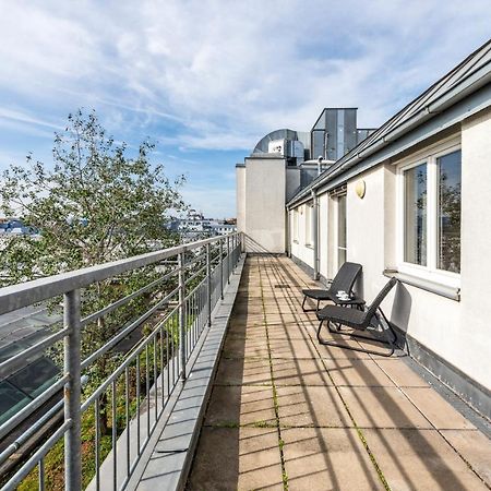 Bernhards Apartment Stadthalle - Klima & Terrasse Viena Exterior foto
