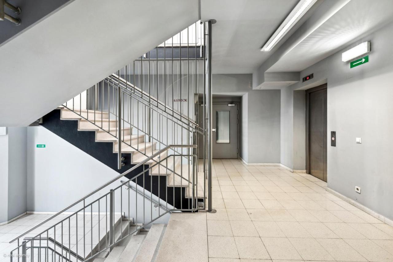 Bernhards Apartment Stadthalle - Klima & Terrasse Viena Exterior foto